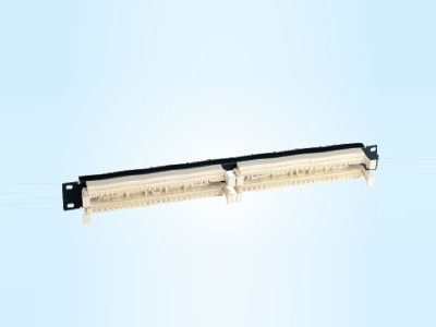 100對機架式跳線架,帶連接塊